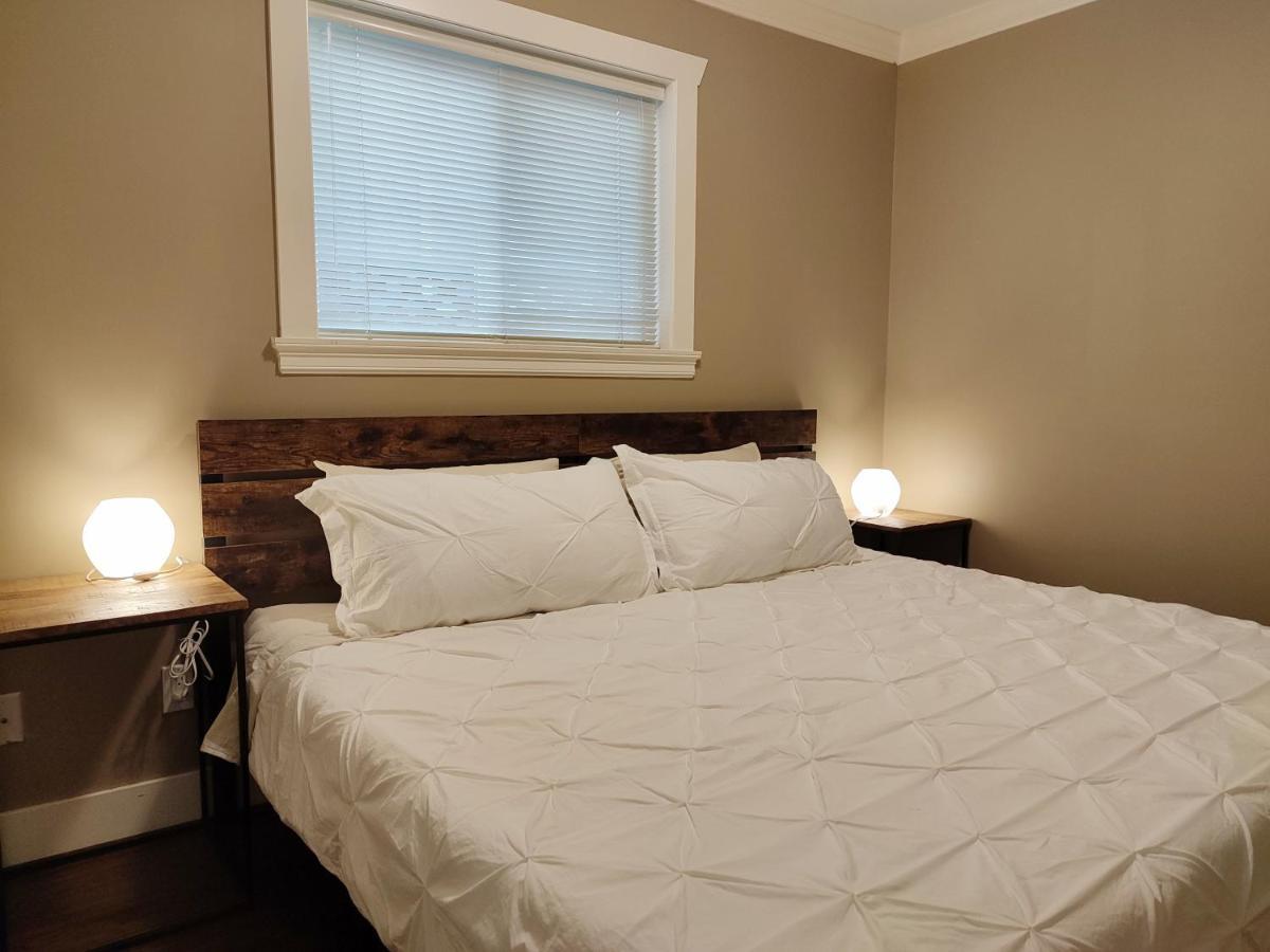 Private Suite W King Bed, Ground Level, Naturally Bright Ванкувер Экстерьер фото